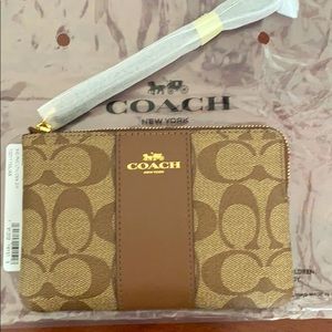 NEW never used Coach Leather/pvc khaki wristlet